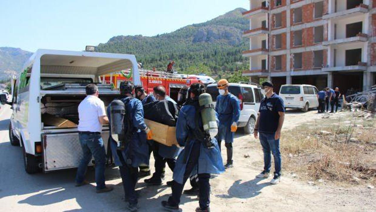 Amasya'da korkunç görüntü! İnşaatta ceset bulundu: Ekipler oksijen maskesiyle çıkardı!